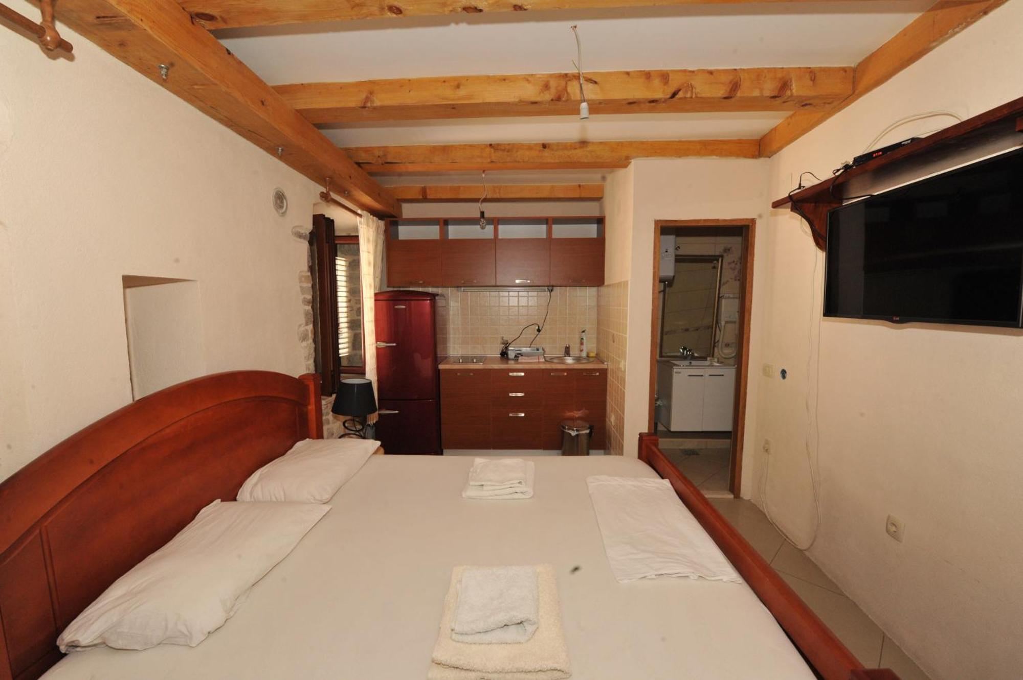 Apartments Dukic Kotor Zimmer foto