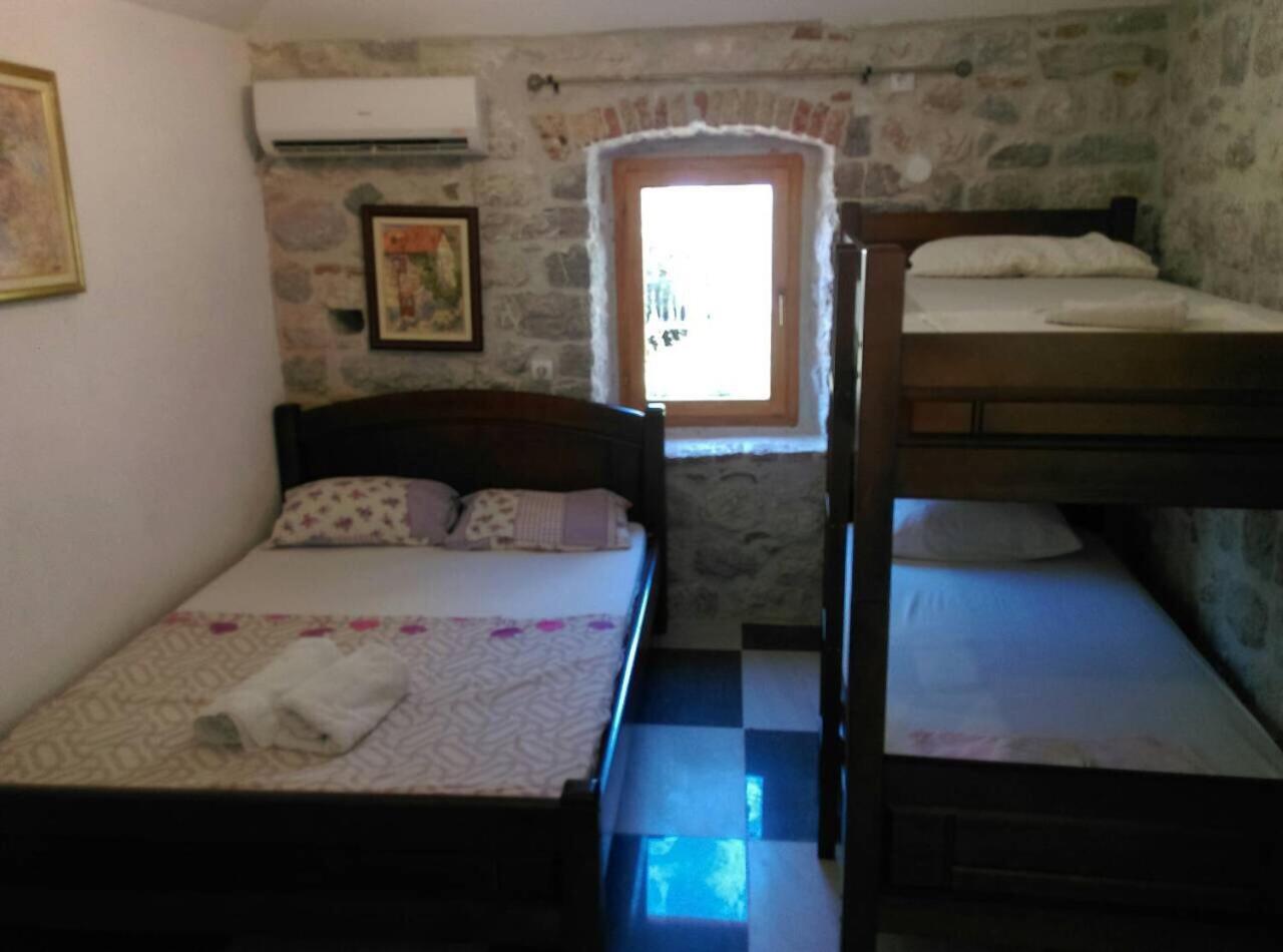 Apartments Dukic Kotor Exterior foto